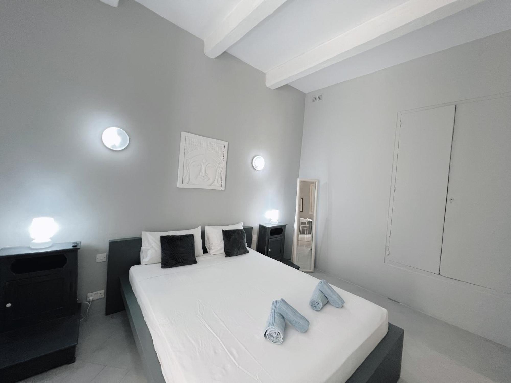 Charm El Malta - Spacious 1Br Apartment バレッタ エクステリア 写真